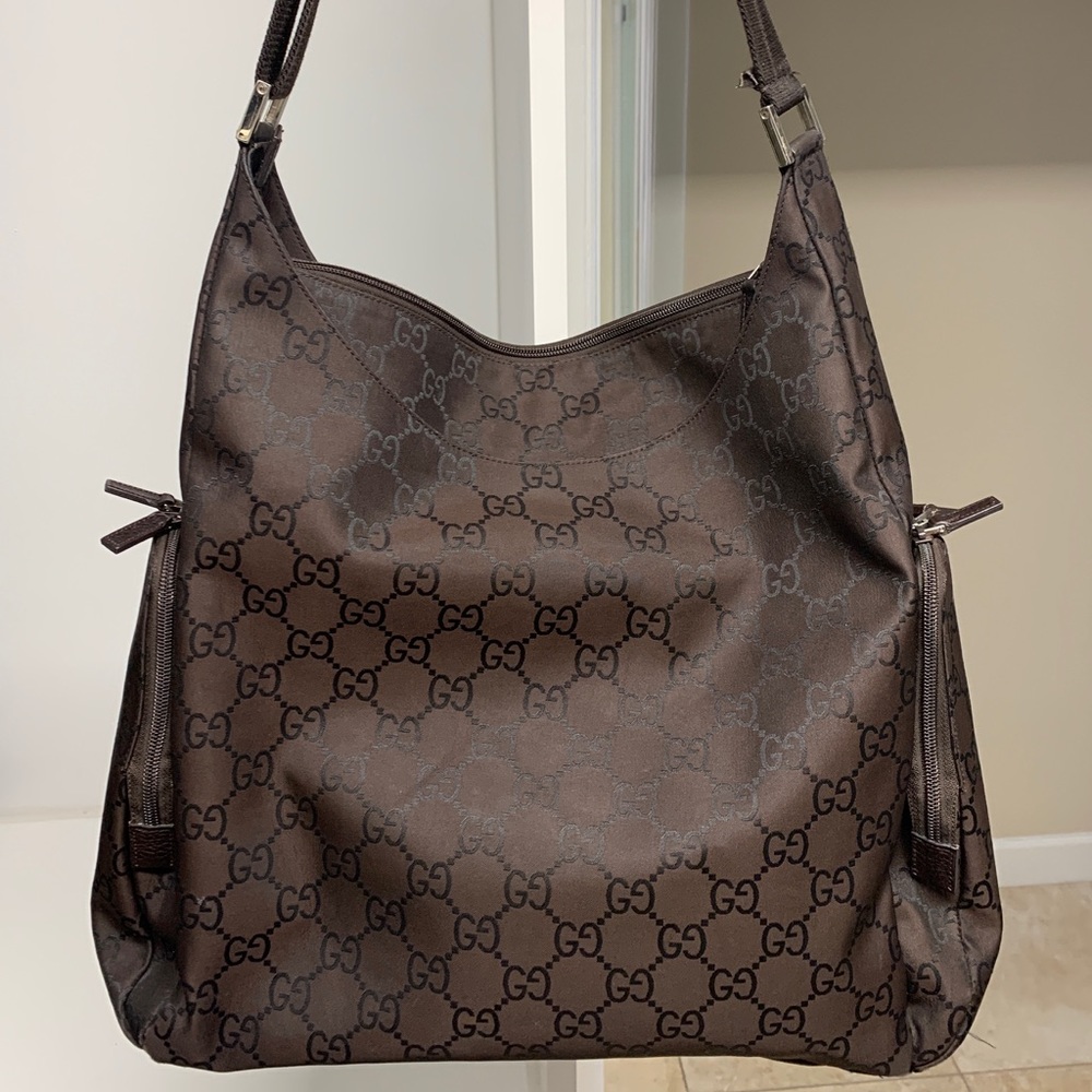 Gucci  Shoulder Bag - Picture 2 of 16